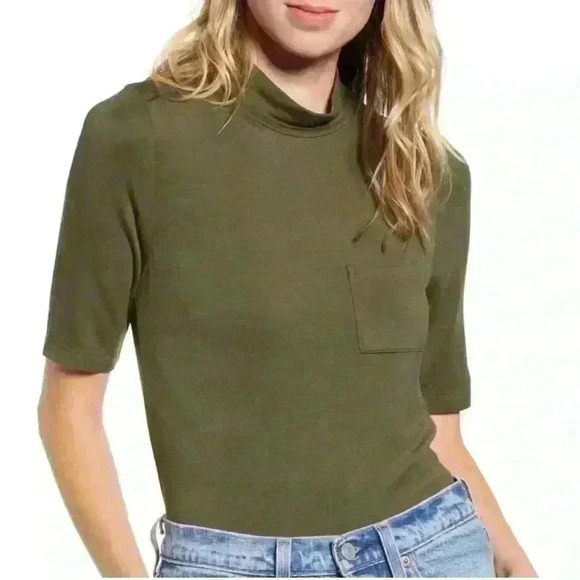 NWT Articles of Society Women Top Pocket Tee Green Pullover Short Sleeve Size M - Picture 1 of 9